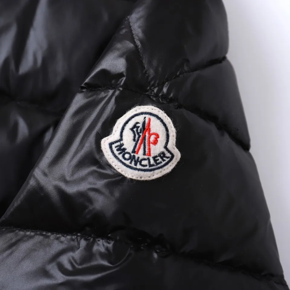 ~~F 332 Moncer #/ # / Same Style/ ： 8 ， Moncler ， 。 ， ， 。 ： 1️⃣ Nfc 2️⃣ 95% ， ， Series 3️⃣ : 100% ; : 100% ， ， 。 4⃣️ Factory ， ， 5⃣️ ， Quality ， 、QA Qc 。 Sizes：123456 ： ， ， ， ， ！！
